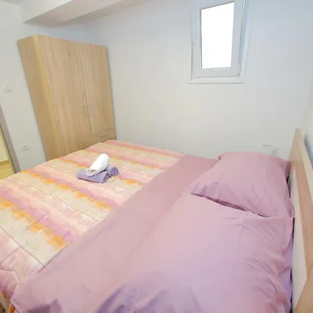 Apartment Apartman David Bibinje